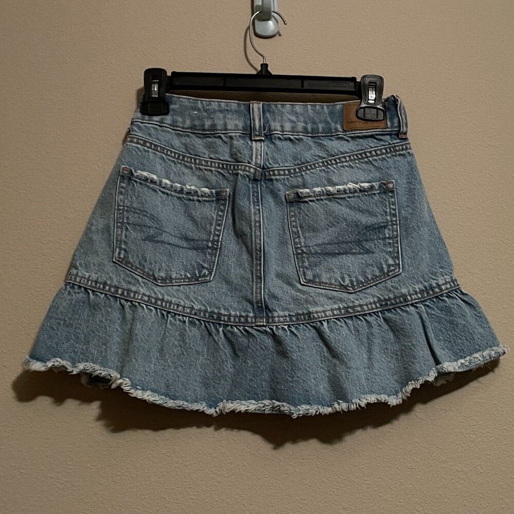 American Eagle, Size 2, 80s Style Jean Mini Skirt - Picture 6 of 10